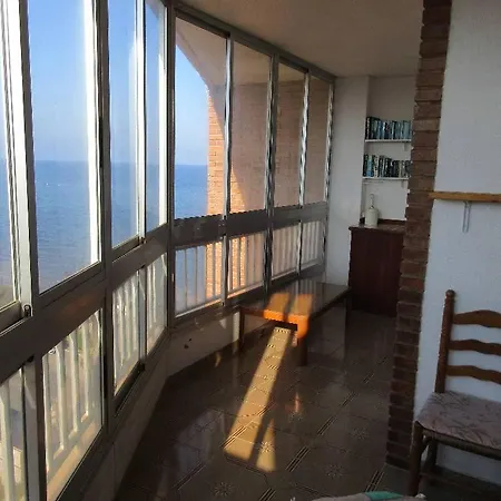 Apartamento With Swimming Pool Front Of The Sea